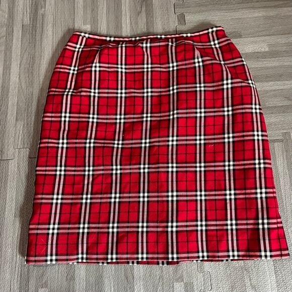 Plaid skirt - Picture 1 of 4